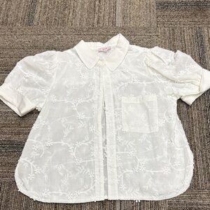 Chic White Floral Blouse